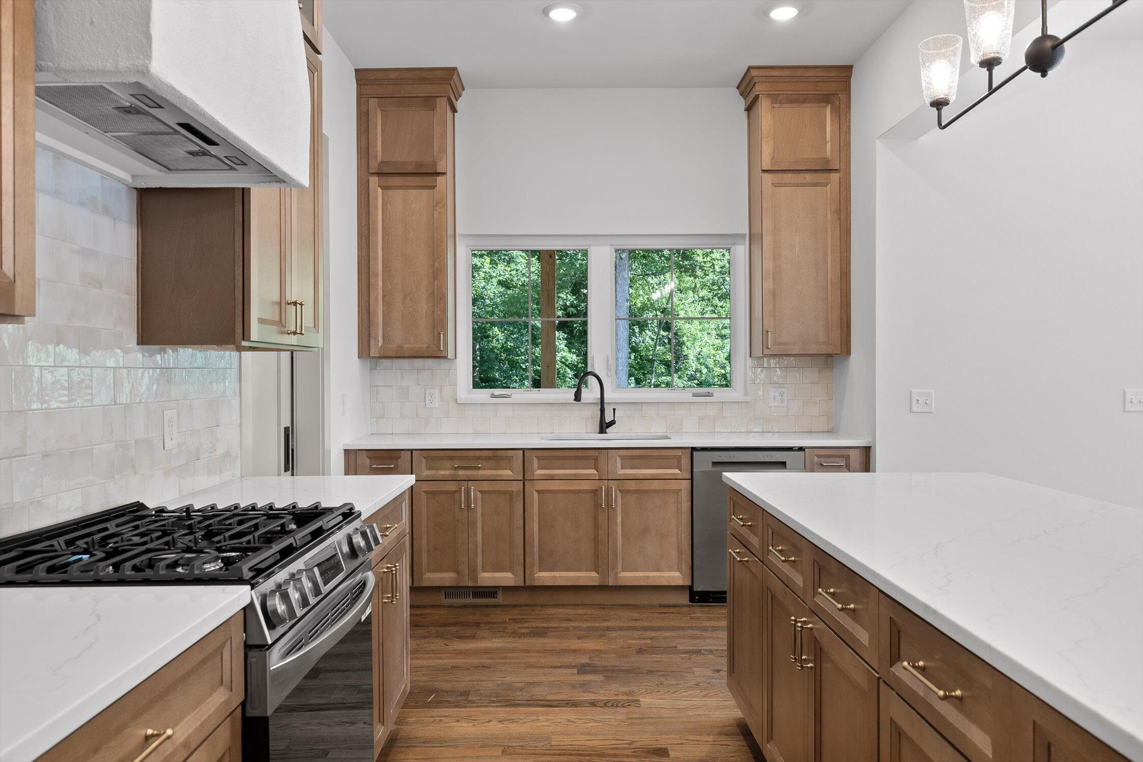 2033 Angler Drive, Soddy Daisy, Tennessee image 25