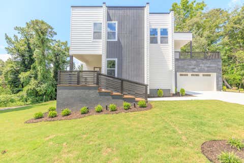 Homes For Sale - 707 Sylvan Drive<br/> Chattanooga, TN 37411