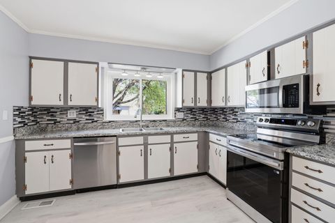 Tiny photo for 719 Belvoir Avenue, East Ridge, TN 37412 (MLS # 1530850)