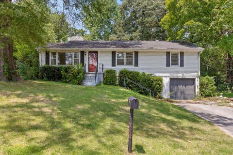 Photo of 711 Emory Drive, Chattanooga, TN 37415 (MLS # 1540842)