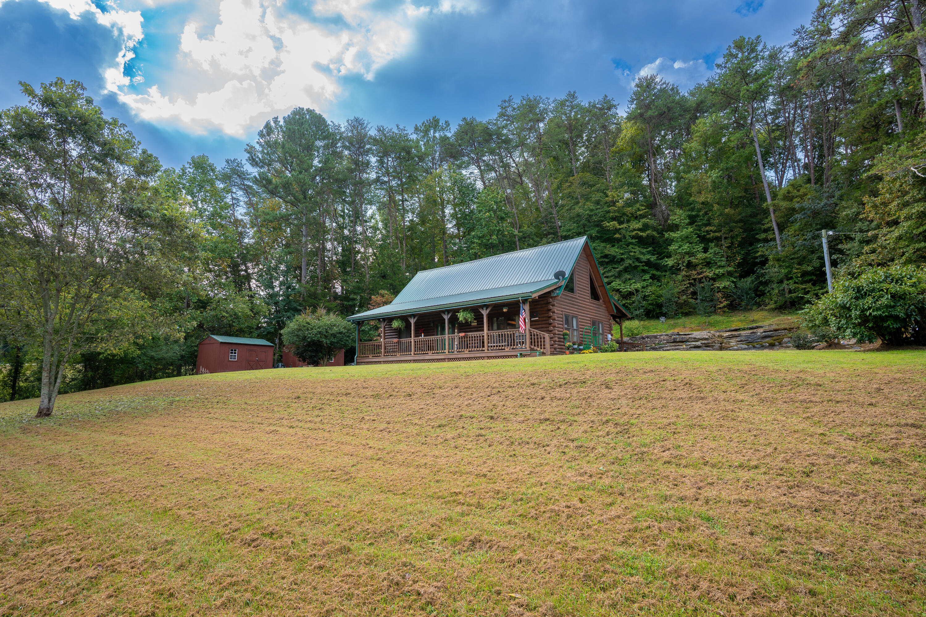 Rising Fawn, Georgia 30738, United States, 3 Bedrooms Bedrooms, ,2 BathroomsBathrooms,Residential,Pending,212754