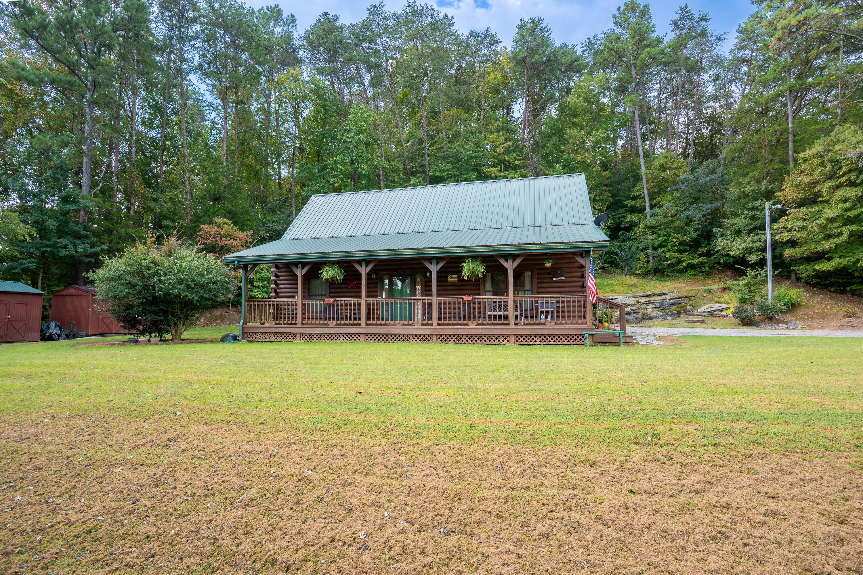 Rising Fawn, Georgia 30738, United States, 3 Bedrooms Bedrooms, ,2 BathroomsBathrooms,Residential,Pending,212754