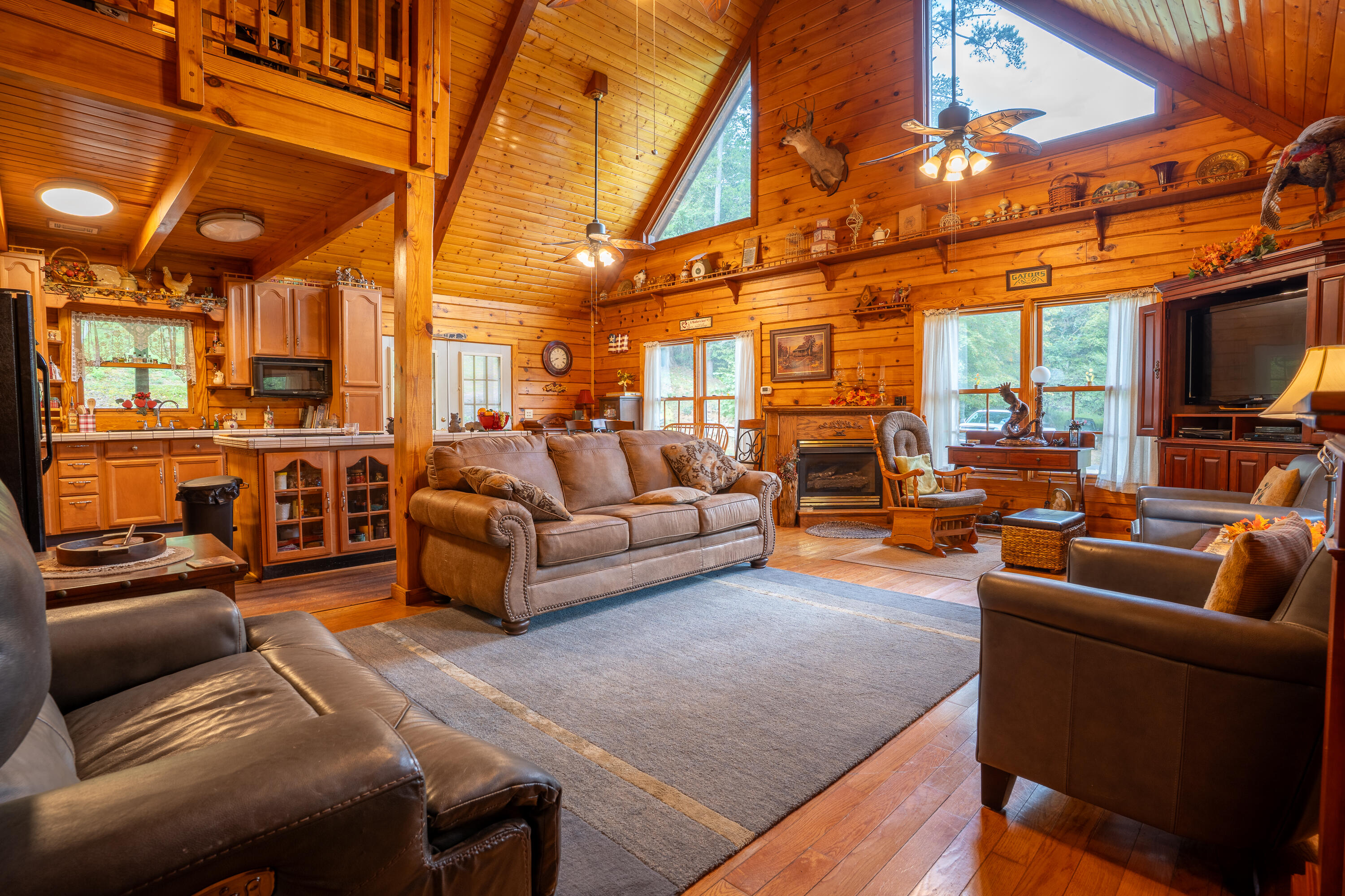 Rising Fawn, Georgia 30738, United States, 3 Bedrooms Bedrooms, ,2 BathroomsBathrooms,Residential,Pending,212754