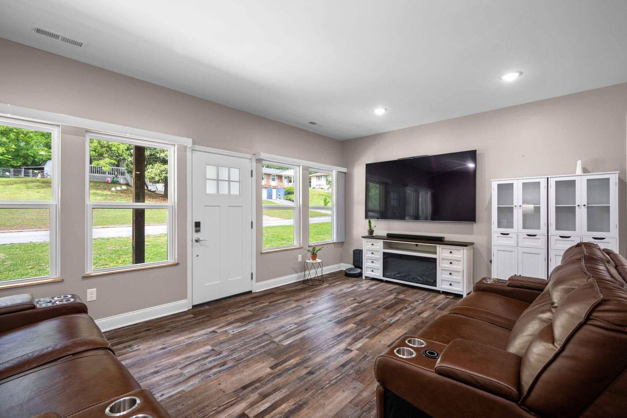 2378 Glengerrie Drive
