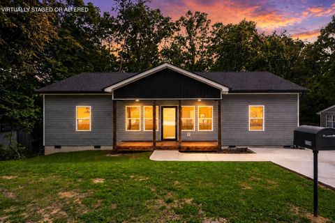 Photo of 2378 Glengerrie Drive, Soddy Daisy, TN 37379 (MLS # 1534459)