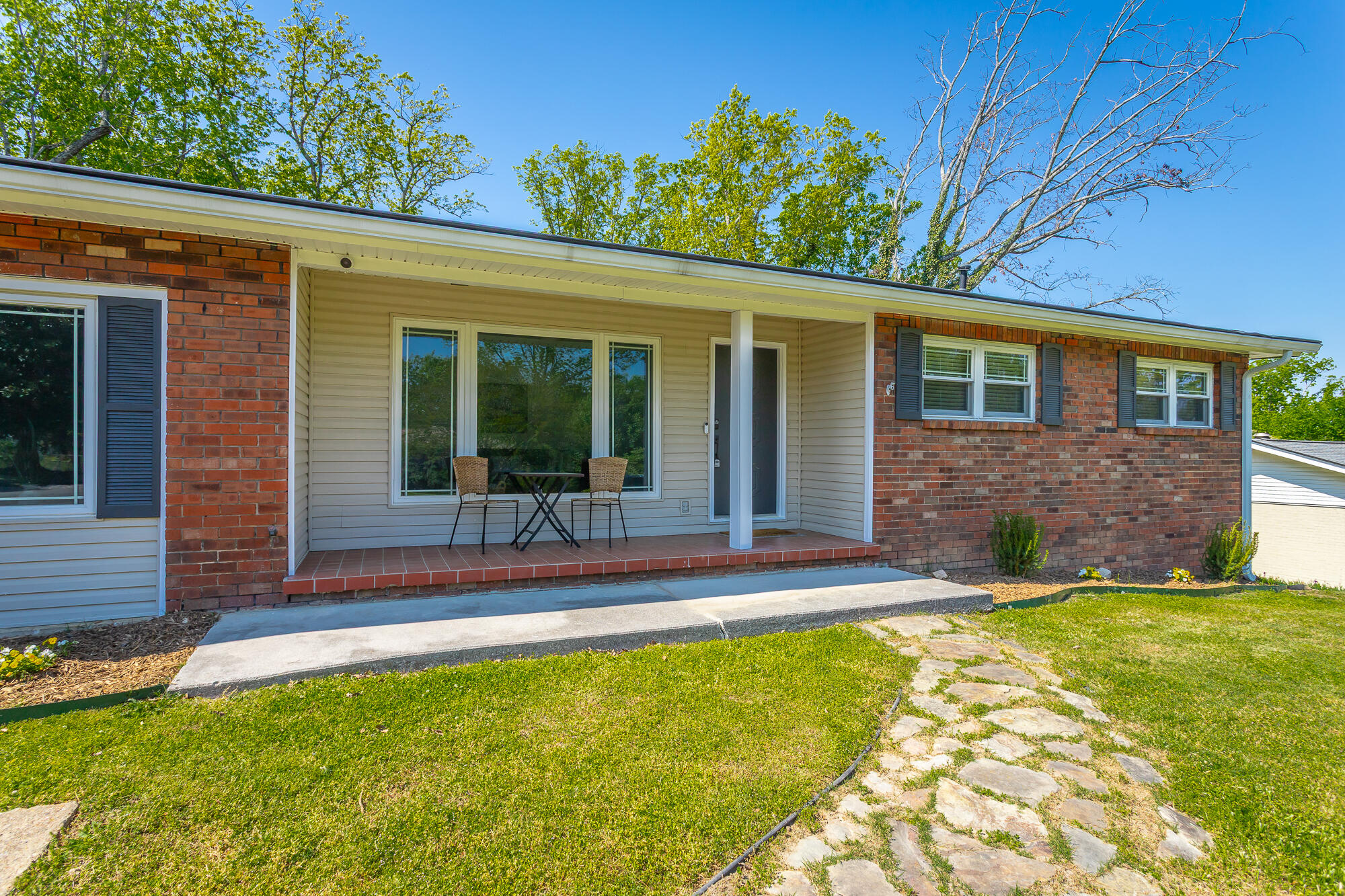 5829 Ragnar Drive