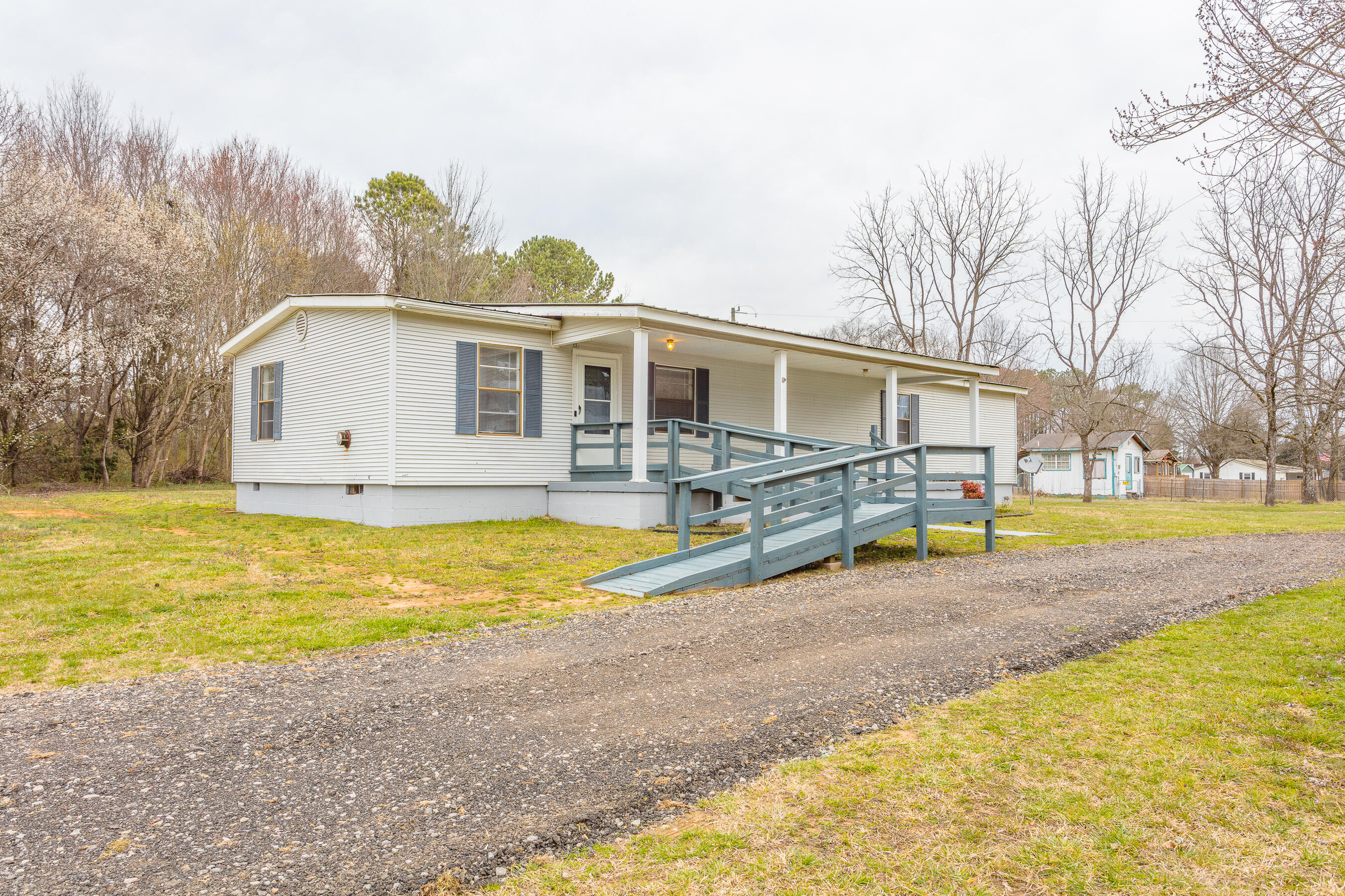 121 Mcgaughey Chapel Road, Dalton, Georgia image 2