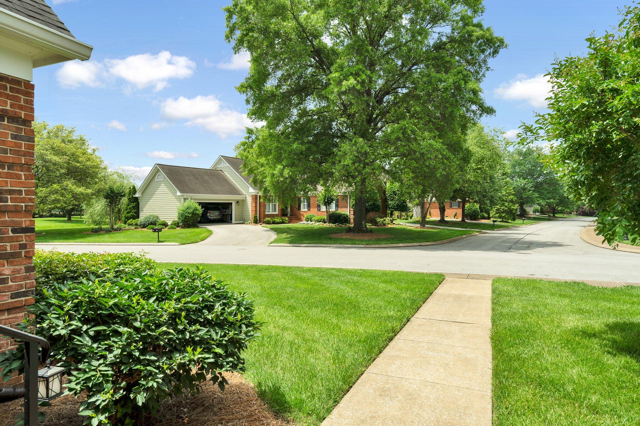 1207 Bridgewater Lane, Chattanooga, Tennessee image 5