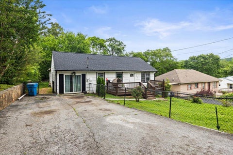 Photo of 117 Laurel Drive, Chattanooga, TN 37415 (MLS # 1541098)