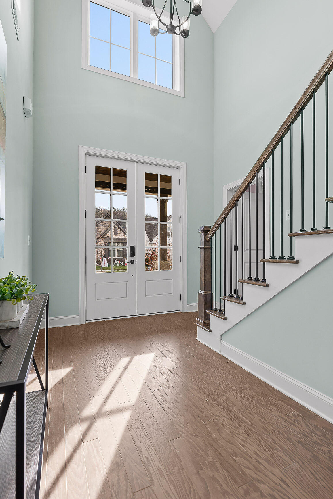 Chattanooga, Tennessee 37415, United States, 4 Bedrooms Bedrooms, ,4 BathroomsBathrooms,Residential,Active,26022