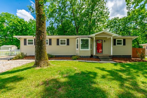 Photo of 8240 Patterson Road, Chattanooga, TN 37421 (MLS # 1534530)