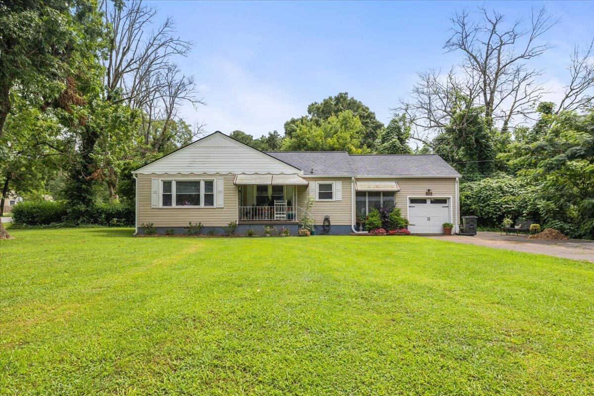 Photo 1 of 25 — 212 Harker Road, Fort Oglethorpe, GA 30742