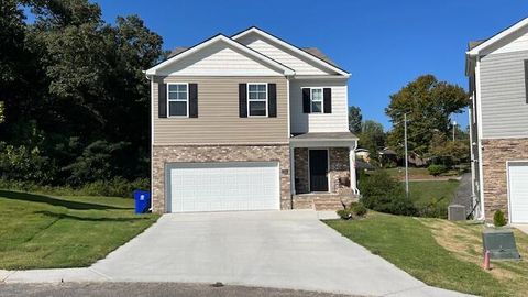 Photo of 3305 Serenity Drive NE, Cleveland, TN 37312 (MLS # 1526529)