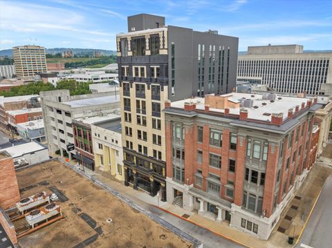 Condo For Sale - 117 E 7th Street<br/> Chattanooga, TN 37402