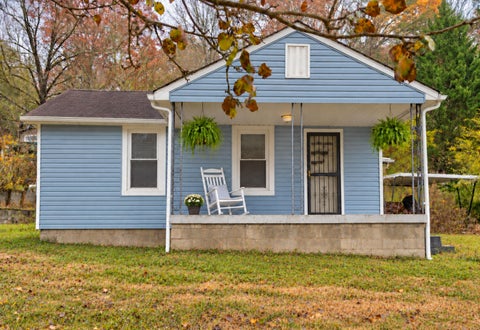 Photo of 1128 Pineville Road, Chattanooga, TN 37405 (MLS # 1544157)