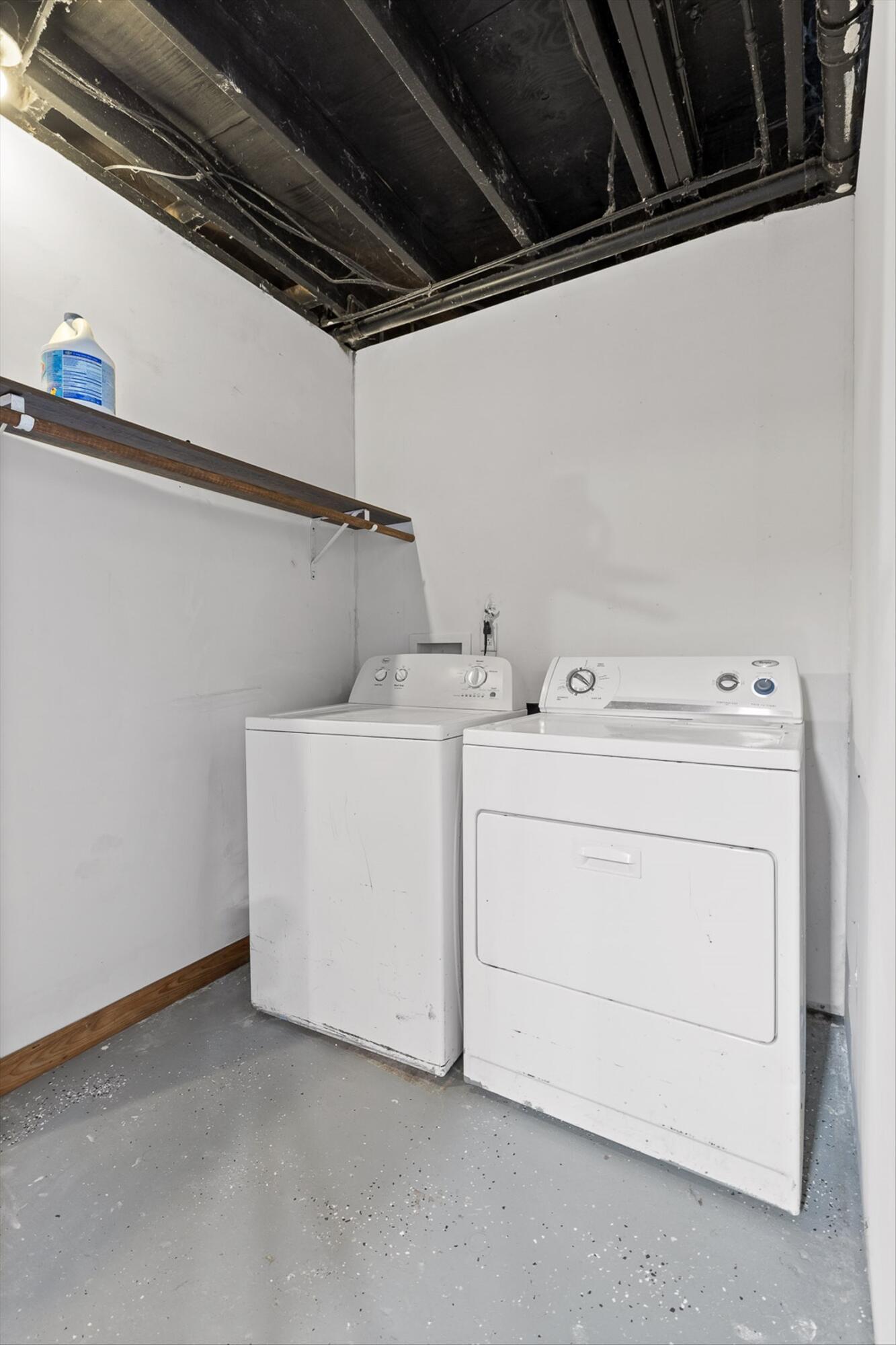 Etowah, Tennessee 37331, United States, 4 Bedrooms Bedrooms, ,2 BathroomsBathrooms,Residential,Active,248540