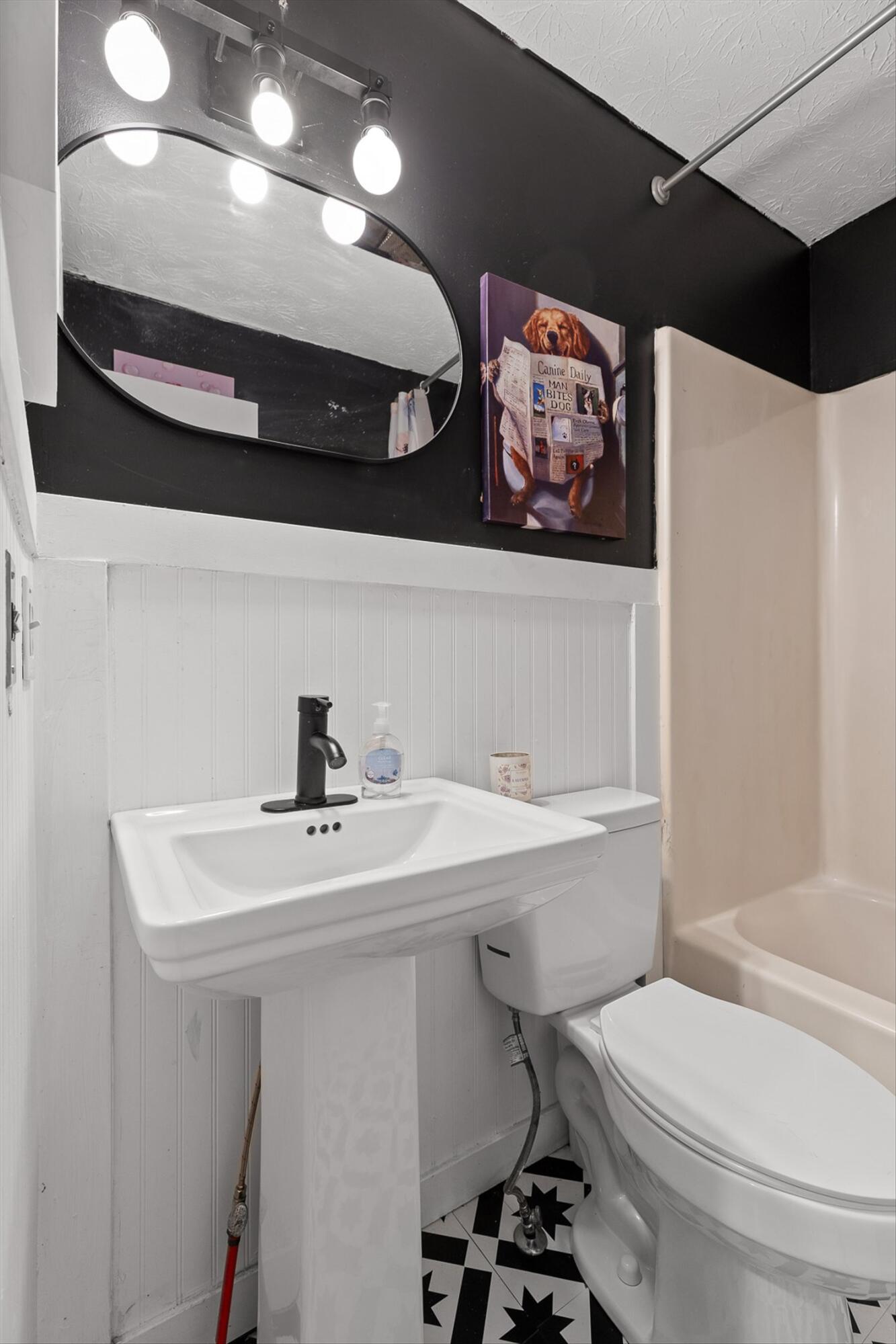 Etowah, Tennessee 37331, United States, 4 Bedrooms Bedrooms, ,2 BathroomsBathrooms,Residential,Active,248540