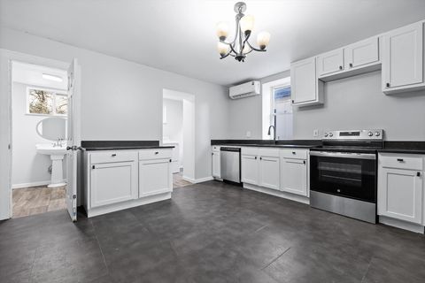 Tiny photo for 214 Houser Street, Chattanooga, TN 37405 (MLS # 1527064)