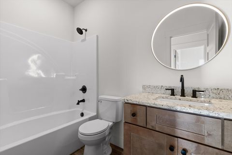 Tiny photo for 1850 Newell Avenue, Chattanooga, TN 37404 (MLS # 1530706)