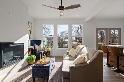 Tiny photo for 1850 Newell Avenue, Chattanooga, TN 37404 (MLS # 1530706)