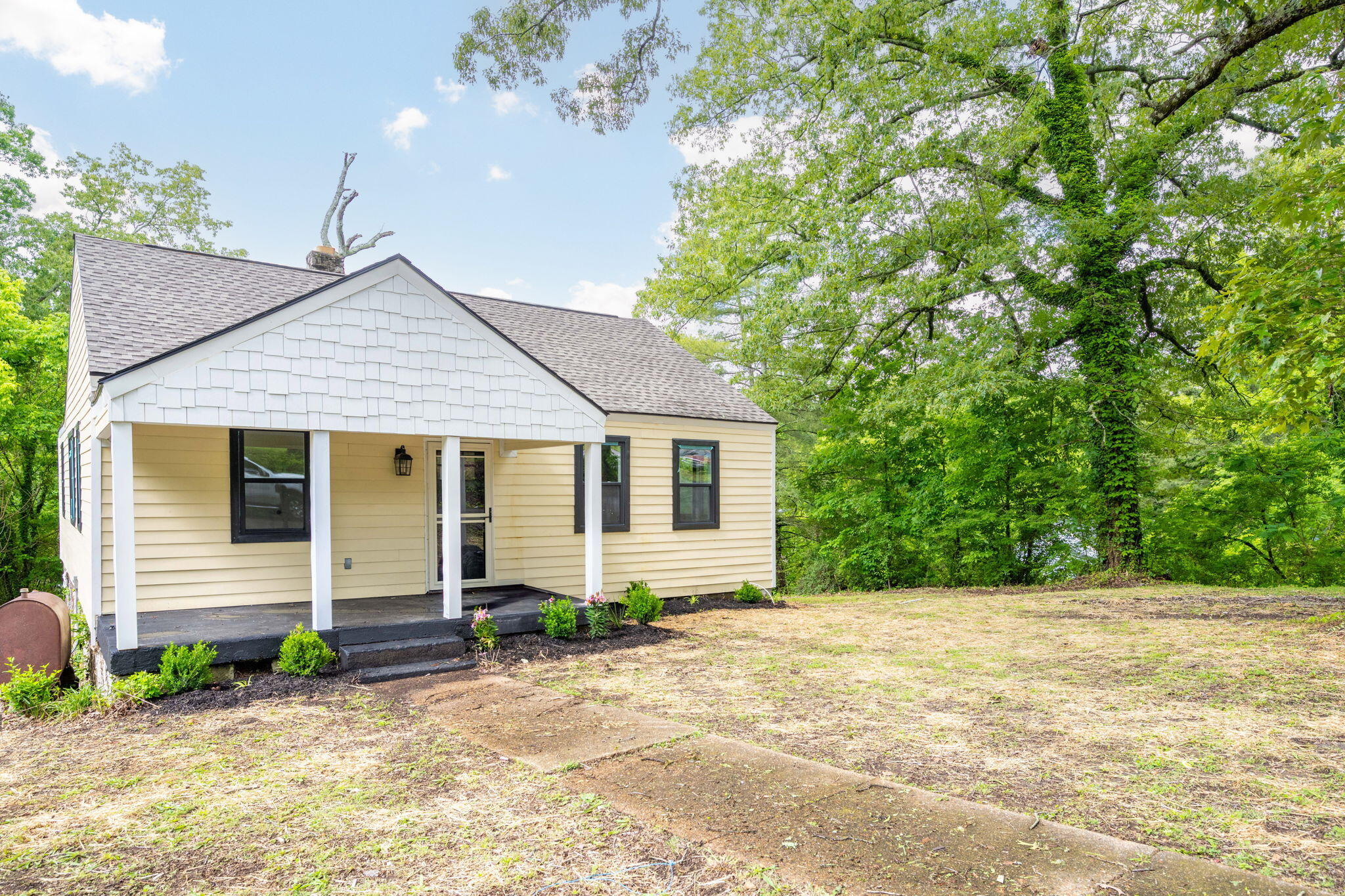 35 Agnes Avenue, Chattanooga, Tennessee image 2