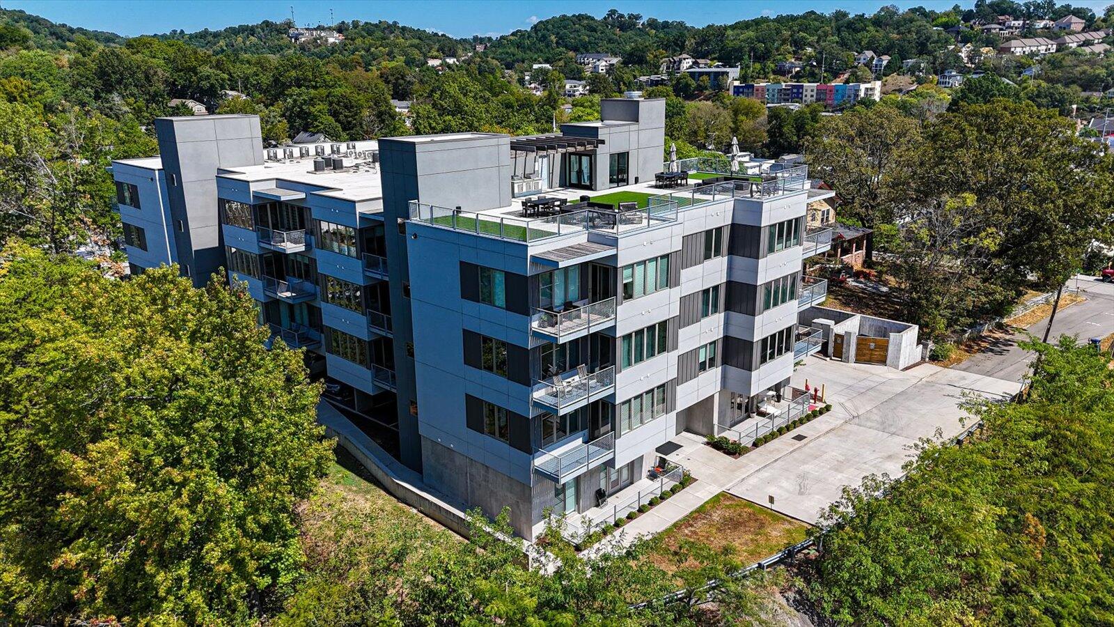 411 Fairpoint Street #402, Chattanooga, Tennessee image 1
