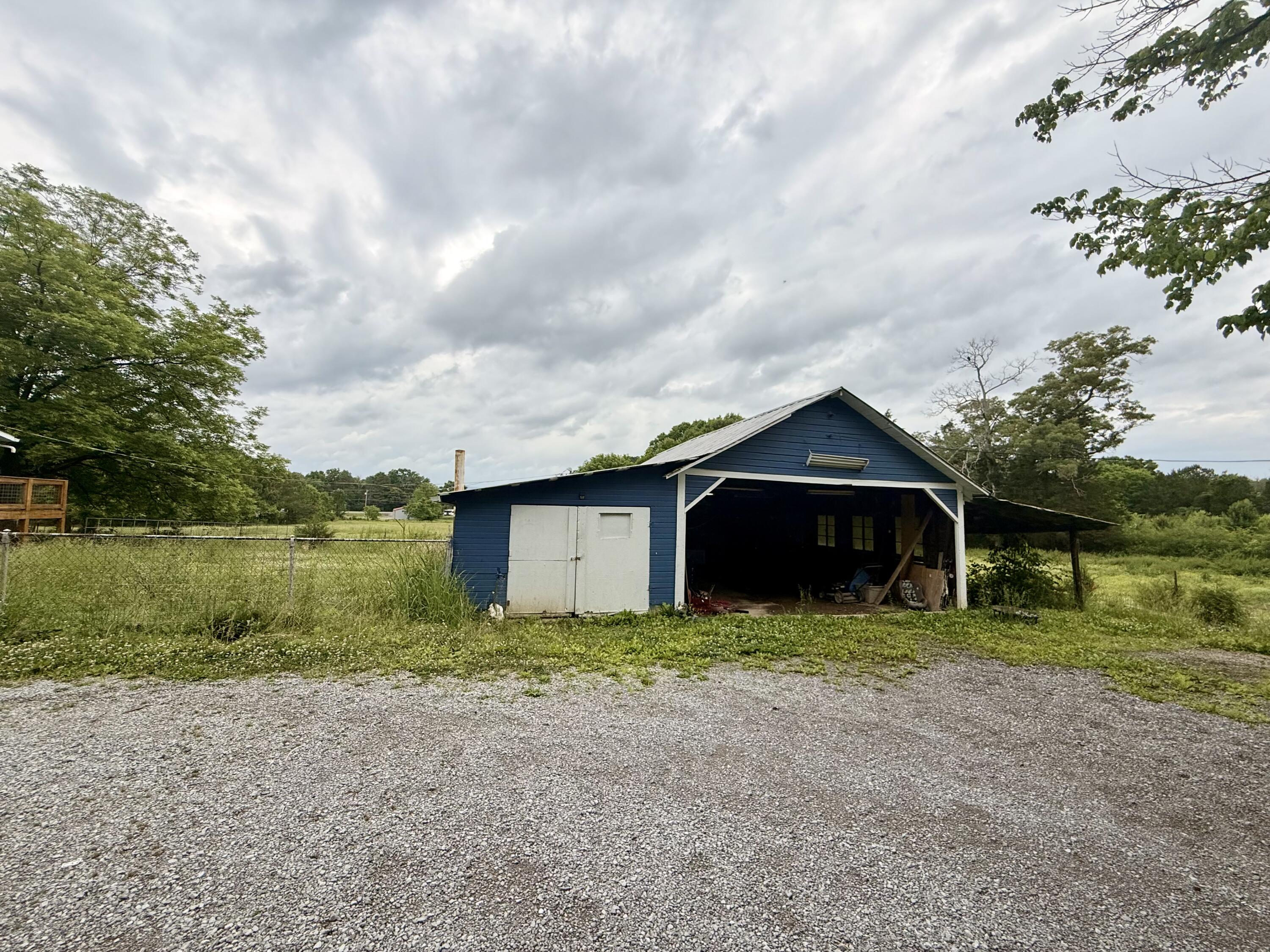 1224 Arnold Road