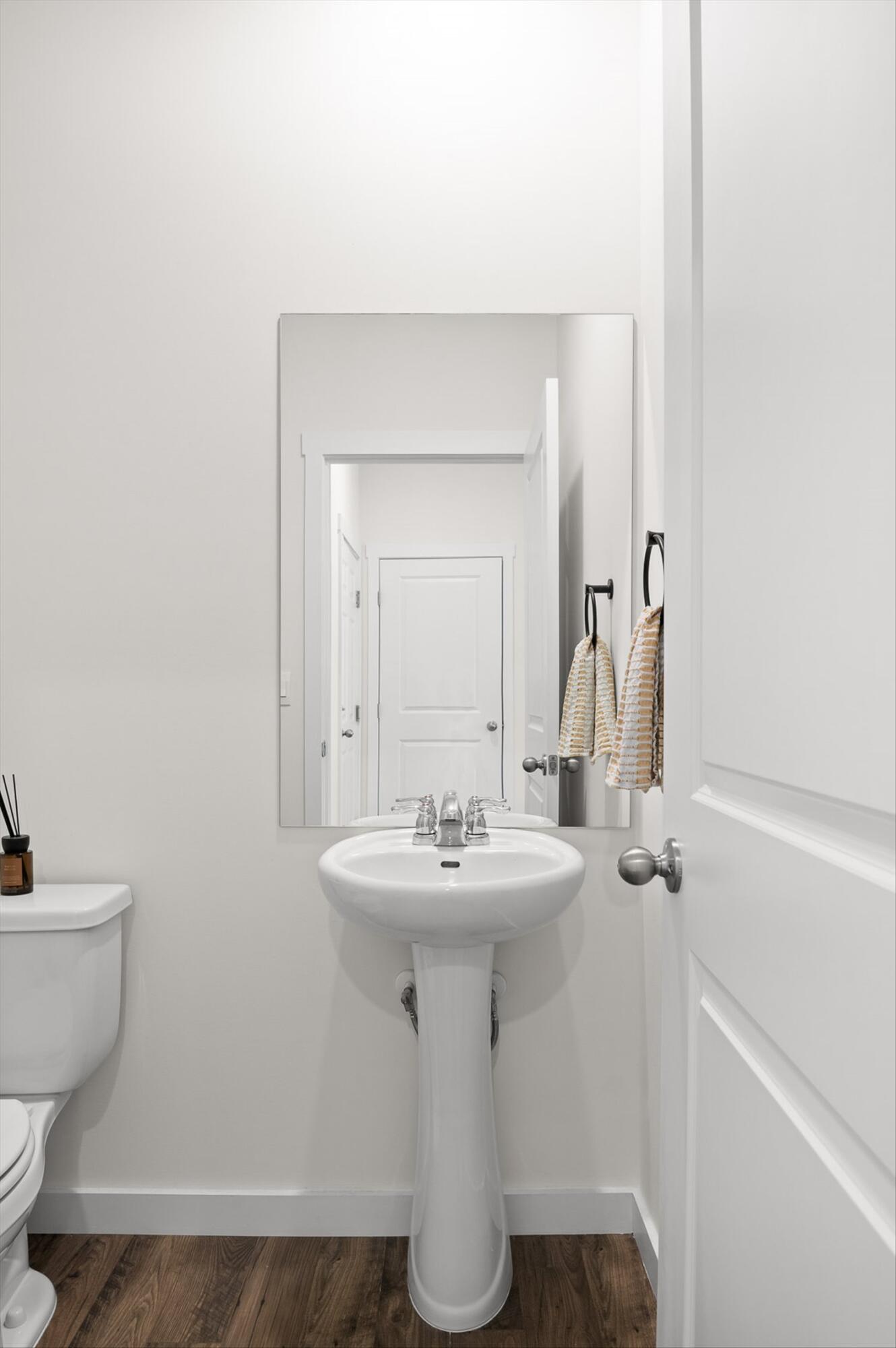 Hixson, Tennessee 37343, United States, 3 Bedrooms Bedrooms, ,3 BathroomsBathrooms,Residential,Active,173611