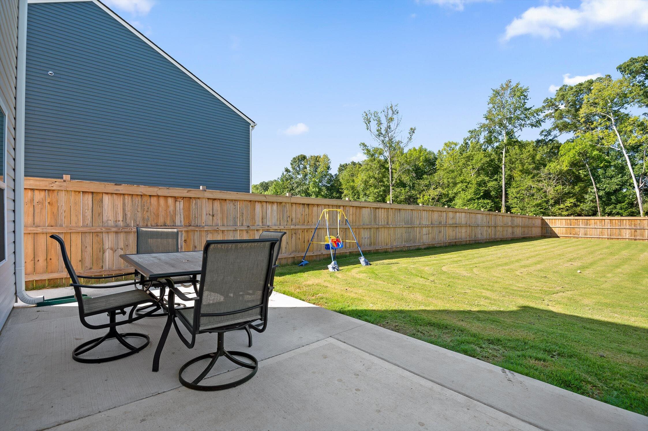 Hixson, Tennessee 37343, United States, 3 Bedrooms Bedrooms, ,3 BathroomsBathrooms,Residential,Active,173611