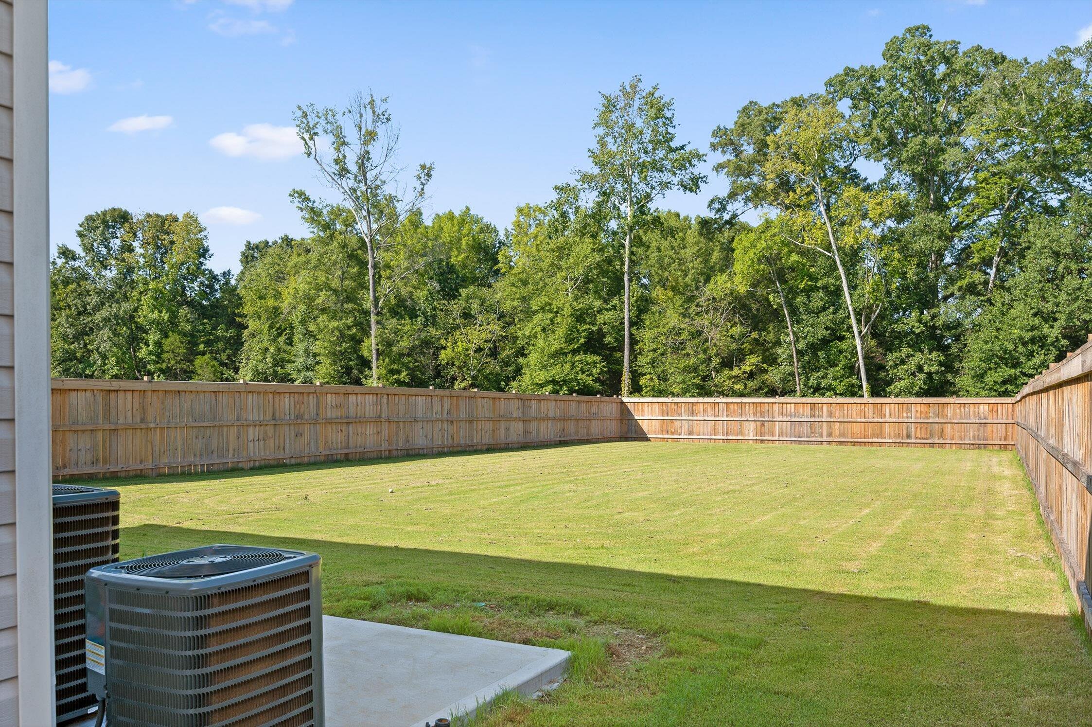 Hixson, Tennessee 37343, United States, 3 Bedrooms Bedrooms, ,3 BathroomsBathrooms,Residential,Active,173611