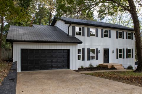 Photo of 7217 Fairington Circle, Hixson, TN 37343 (MLS # 1521618)