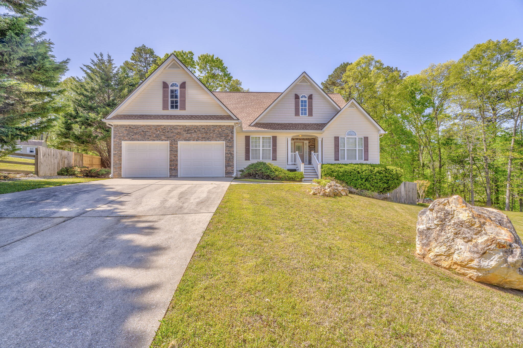 15 Rockaway Court, Cartersville, Georgia image 2