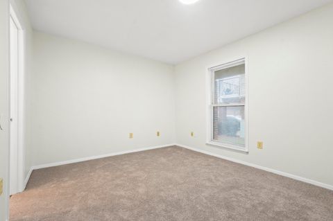 Tiny photo for 900 Mountain Creek Road, Chattanooga, TN 37405 (MLS # 1528860)