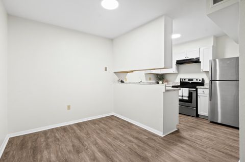 Tiny photo for 900 Mountain Creek Road, Chattanooga, TN 37405 (MLS # 1528860)