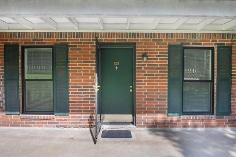 Tiny photo for 900 Mountain Creek Road, Chattanooga, TN 37405 (MLS # 1528860)