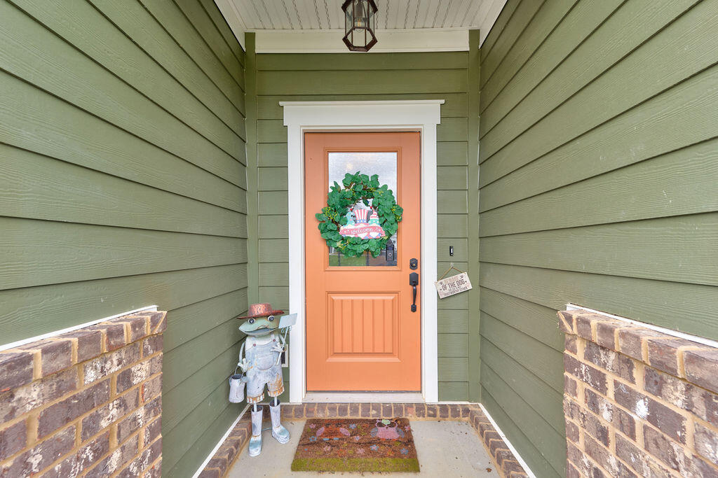 321 Winchester Drive, Rossville, Georgia image 4