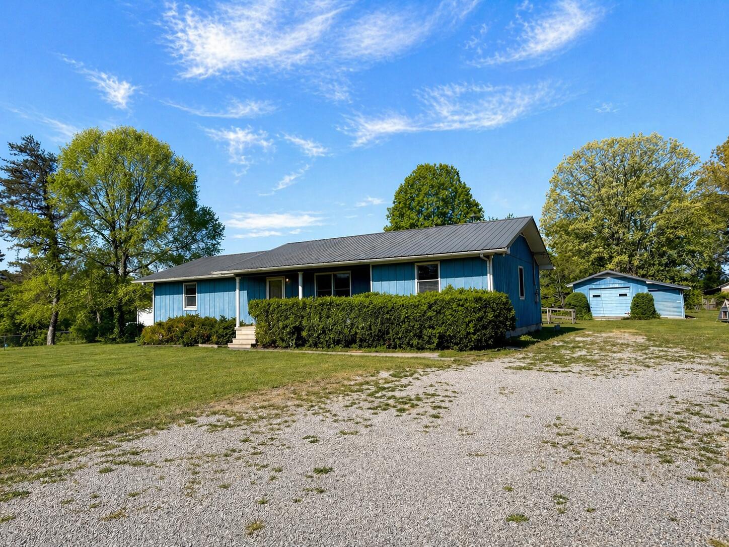 1717 Vandergriff Road