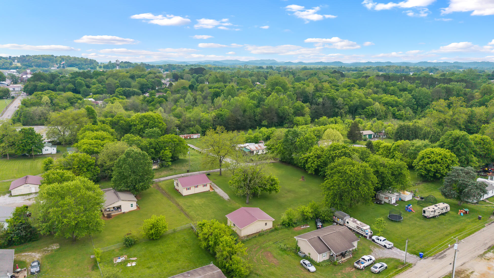 206 Marietta Street, Madisonville, Tennessee image 7