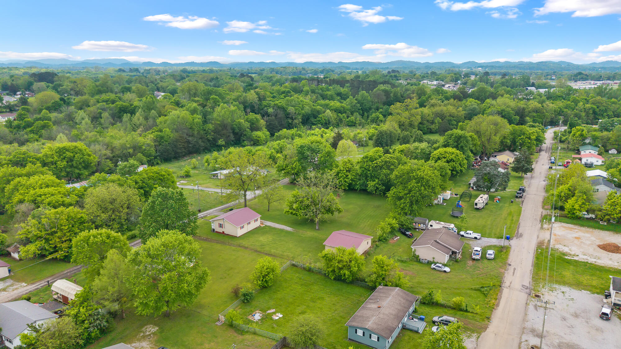 206 Marietta Street, Madisonville, Tennessee image 34