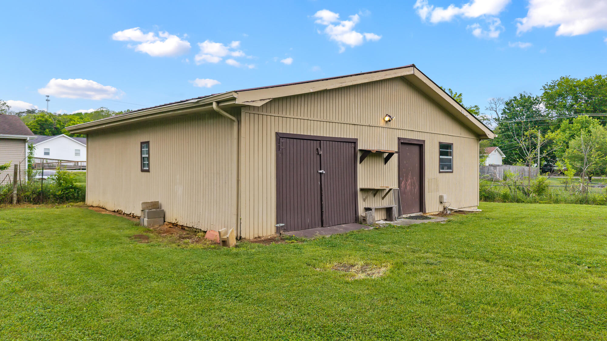 206 Marietta Street, Madisonville, Tennessee image 5