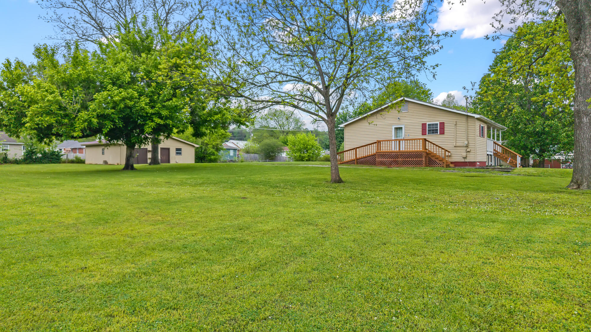 206 Marietta Street, Madisonville, Tennessee image 35