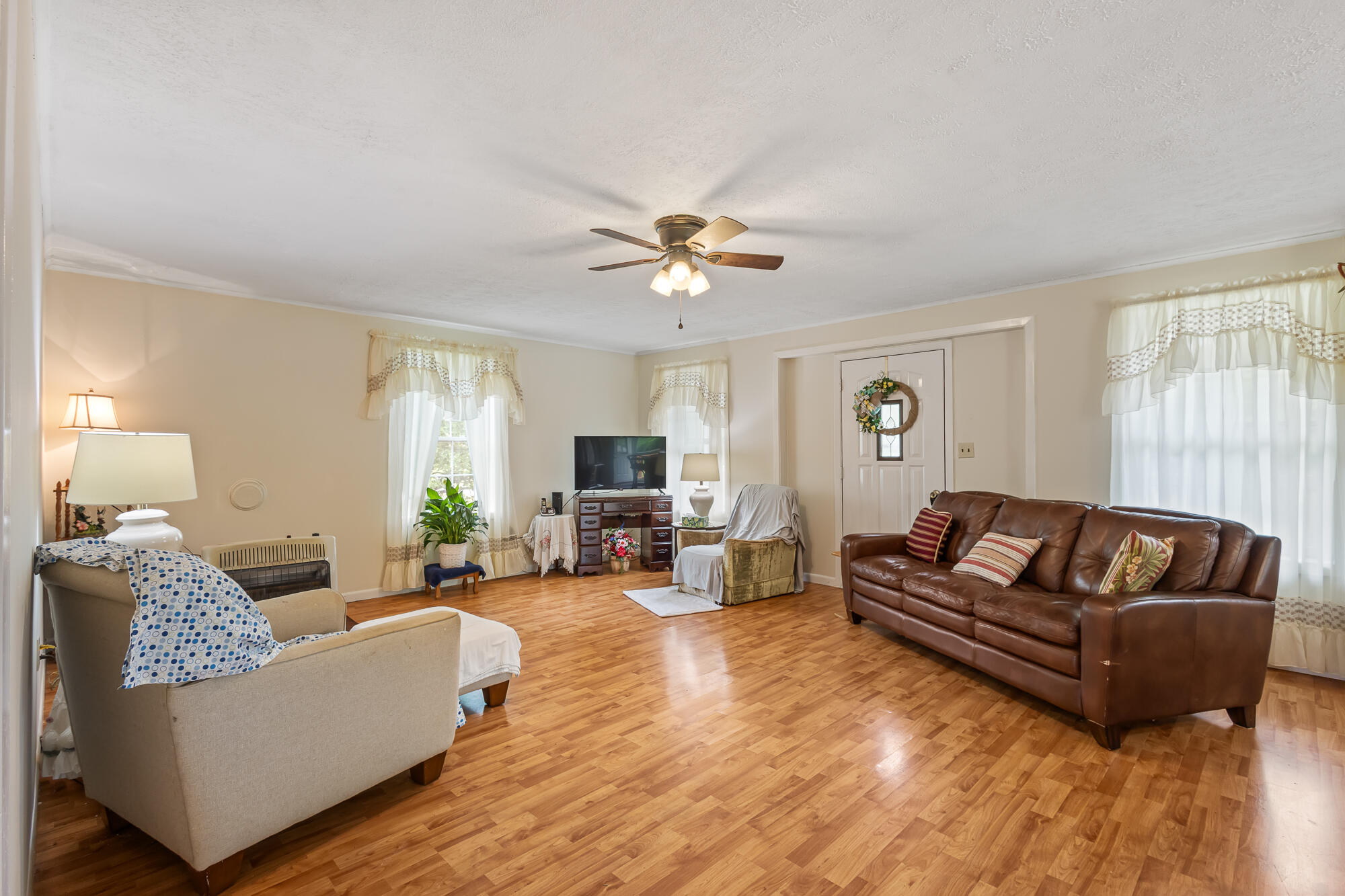 206 Marietta Street, Madisonville, Tennessee image 11