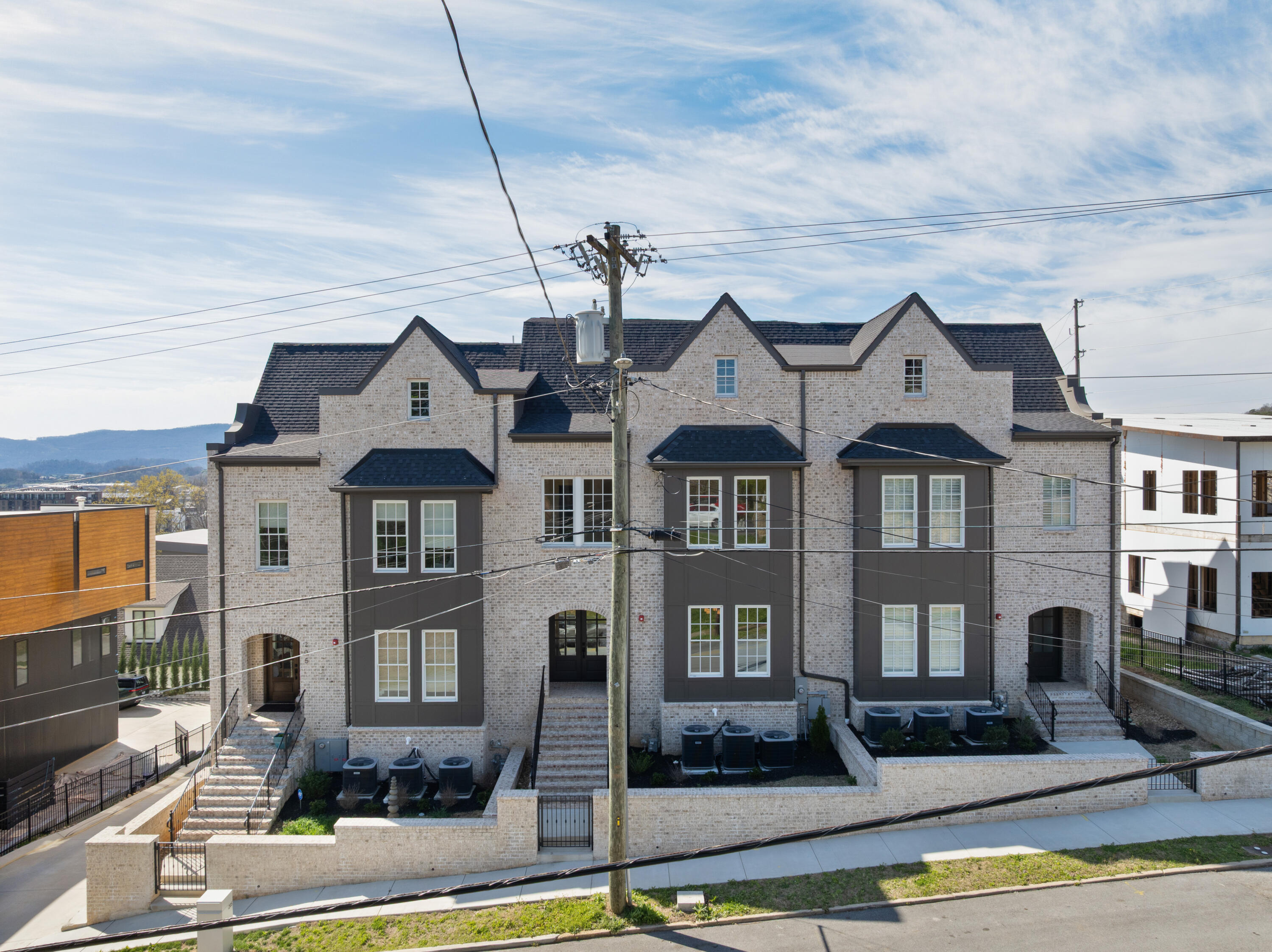 211 Forest Avenue, Chattanooga, Tennessee image 1
