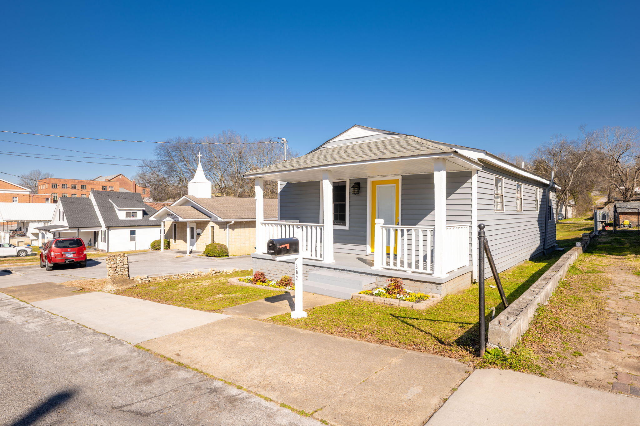 302 E Gordon Avenue, Rossville, Georgia image 3