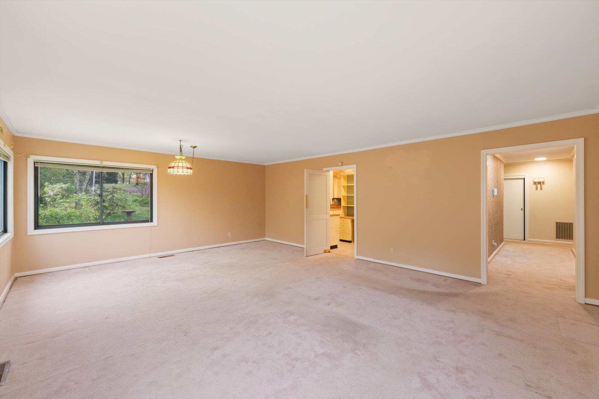 1801 Crestway Drive, Athens, Tennessee image 4
