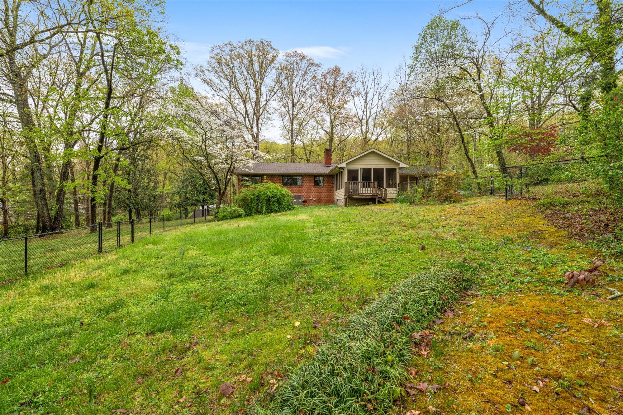 1801 Crestway Drive, Athens, Tennessee image 22