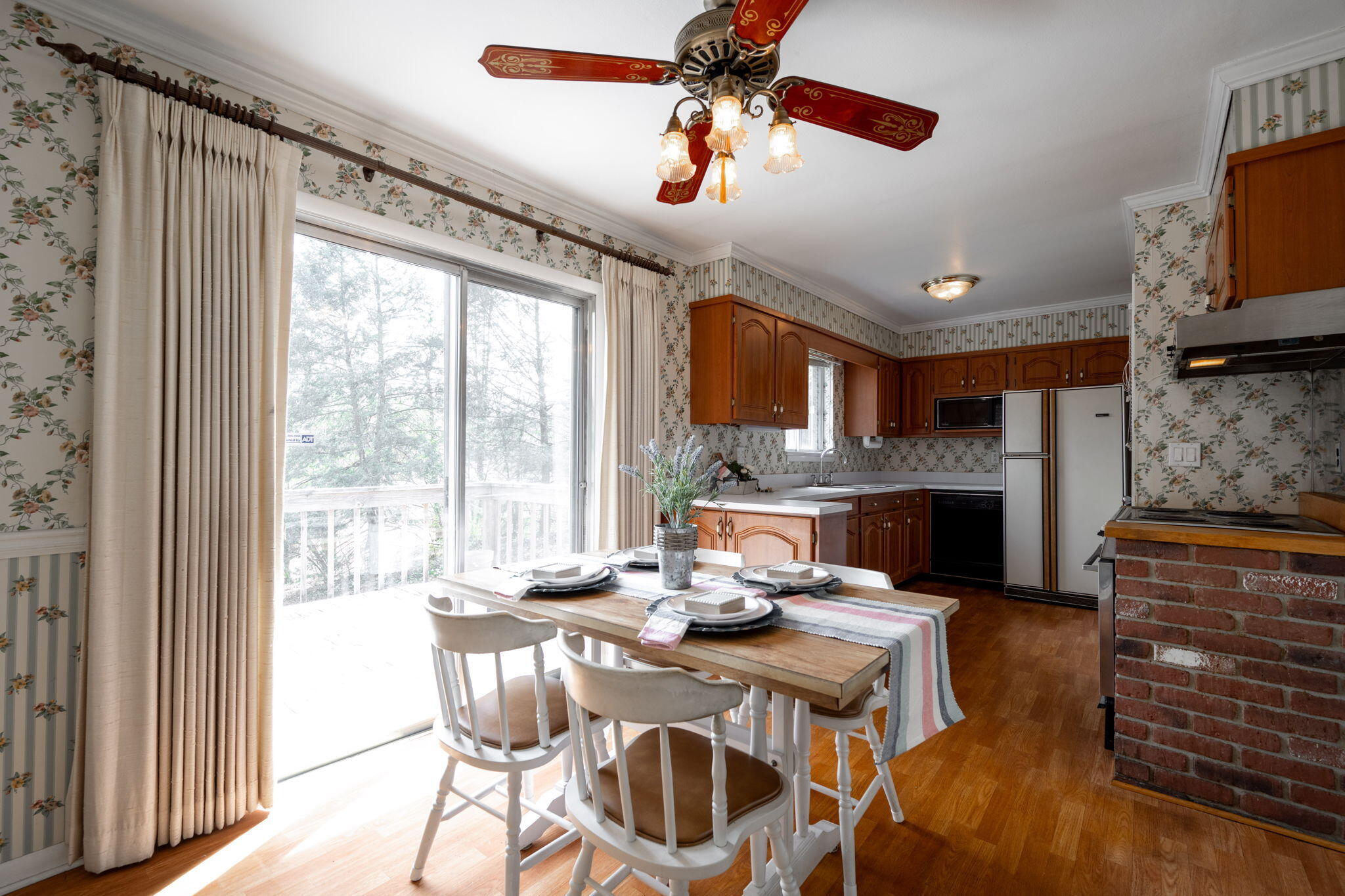 222 Longview Drive, Rossville, Georgia image 9