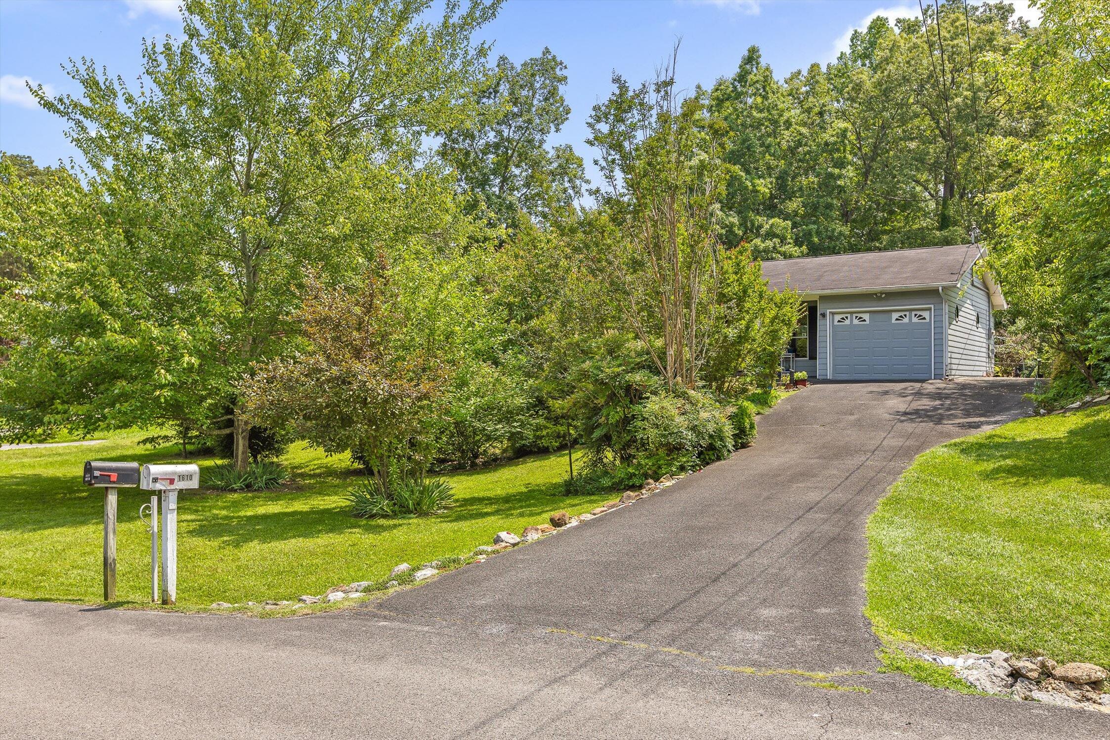 1610 Zale Drive, Cleveland, Tennessee image 2