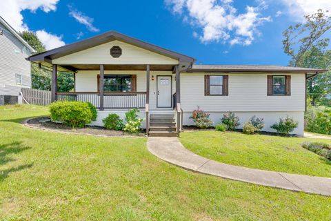 Photo of 2730 Windthrush Drive, Chattanooga, TN 37421 (MLS # 1516594)
