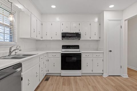 Tiny photo for 501 Lancaster Avenue, Chattanooga, TN 37415 (MLS # 1526759)